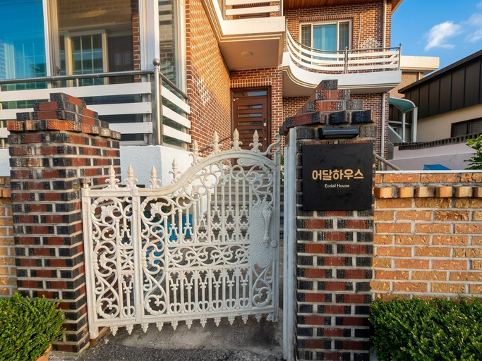 Others 5, Donghae Eodal House, Donghae