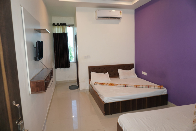 Others 2, Hotel Mayur Palace, Sikar