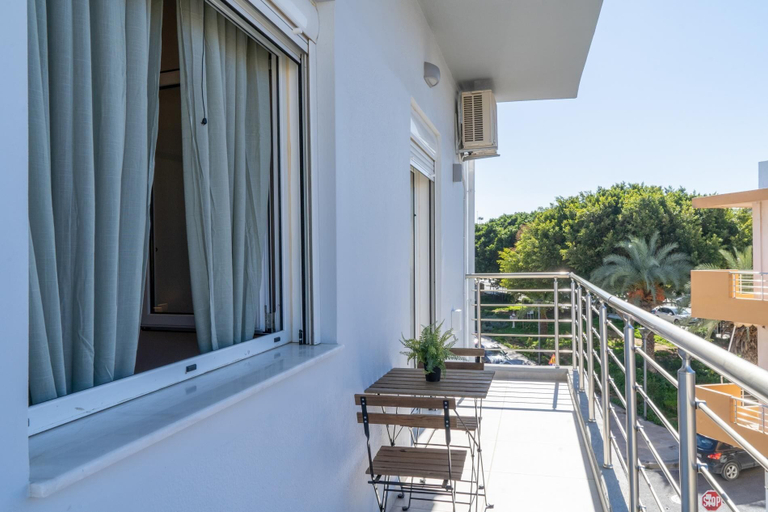 Others 5, Pananos Sq.  House I, Crete