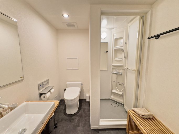 Bathroom 4, HERE.Tokyo, Chiyoda