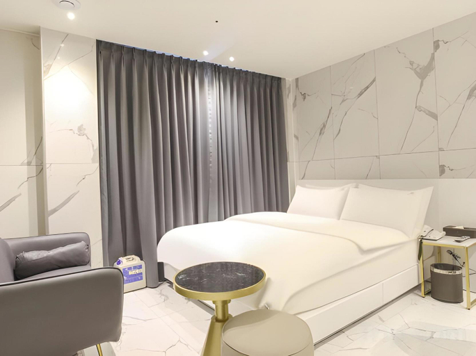 Bedroom 5, Dongdaemun History and Culture Park Station Laon , Jung