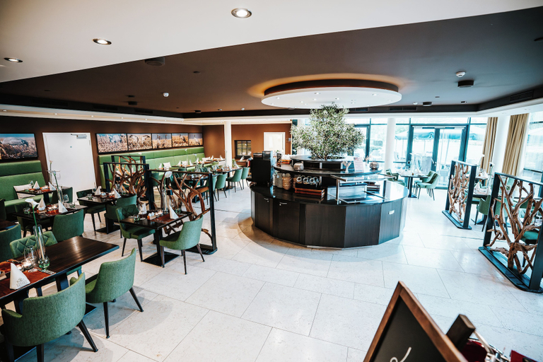 Others 4, Farmer Hotel Basedow, Mecklenburgische Seenplatte
