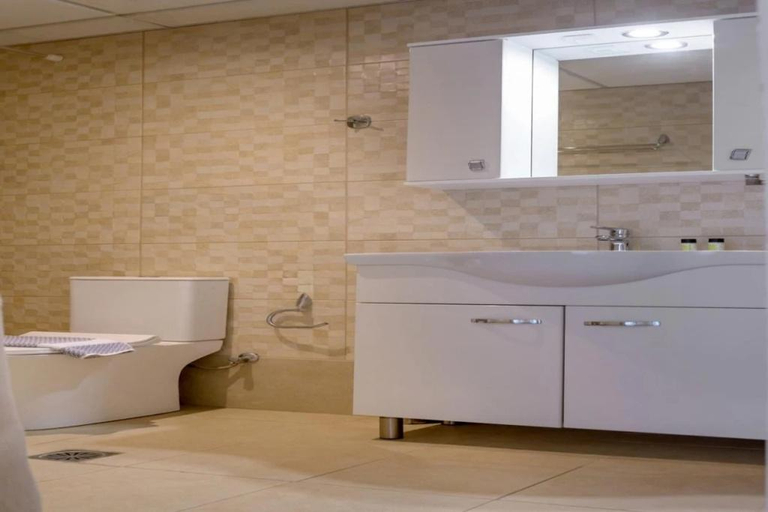 Bathroom 4, Sunbay Hotel, Crete