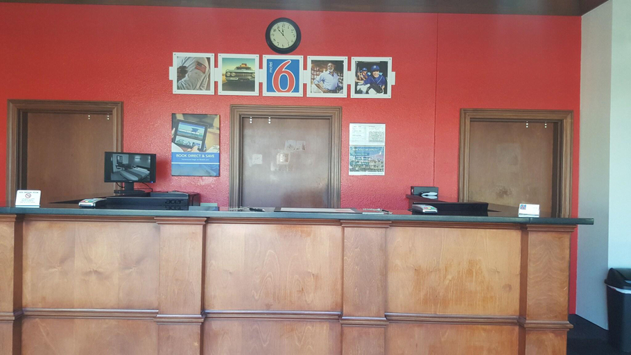 Public Area 3, Motel 6 Columbus, OH - OSU, Franklin