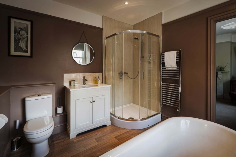 Bathroom 3, The Oakhill Inn, Somerset