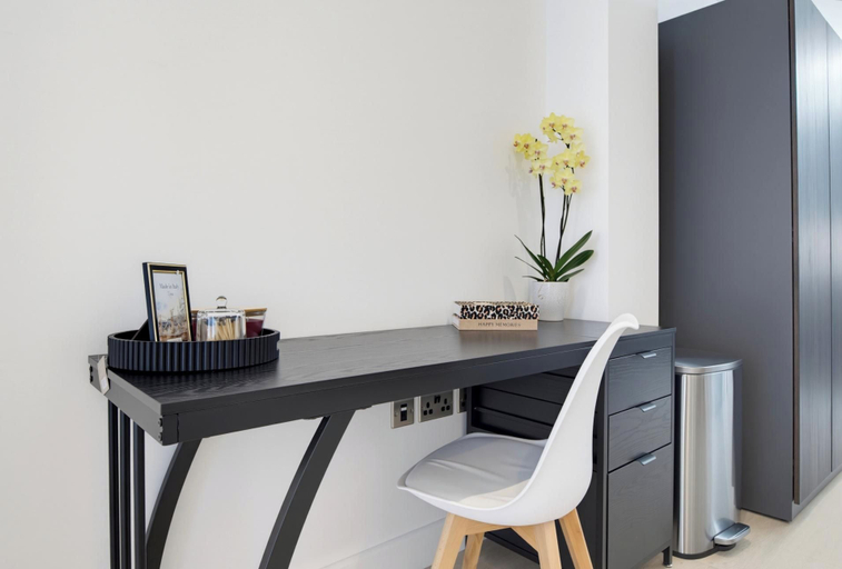 Others 4, The Surbiton Suites by Charles, London
