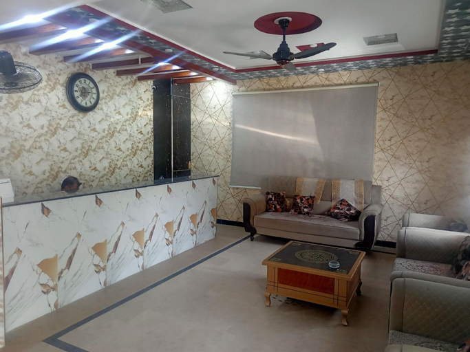 Others, Hotel The Queen, Rawalpindi