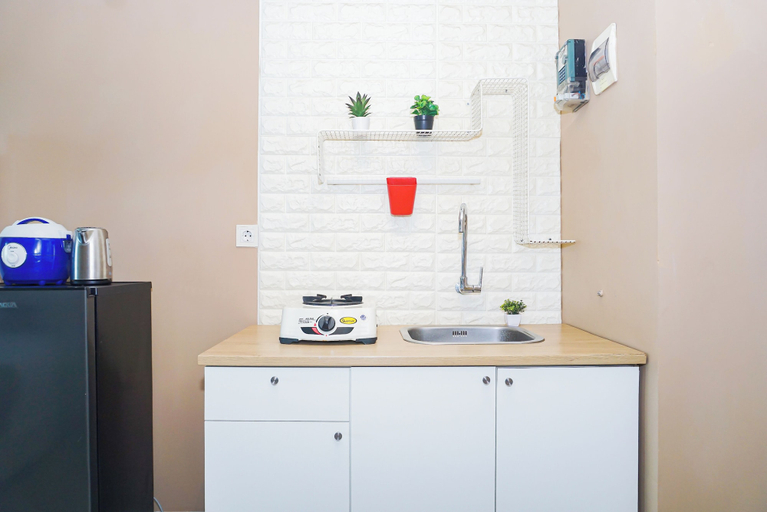 Others 4, Cozy Studio Grand Kamala Lagoon Apartment, Bekasi
