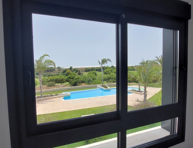 Others 3, Penthouse Romerogolf, Alicante