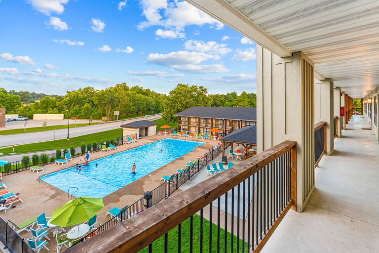 Others 3, Rc305a- The Landing Pad 2 Bedroom Condo, Taney