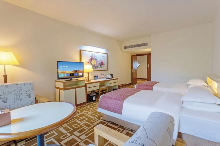 Bedroom 4, Fragrant Hill Hotel, Beijing