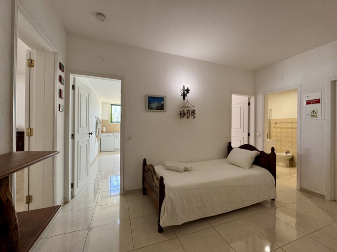 Others 2, Vilamoura Browns With Pool by Homing, Loulé