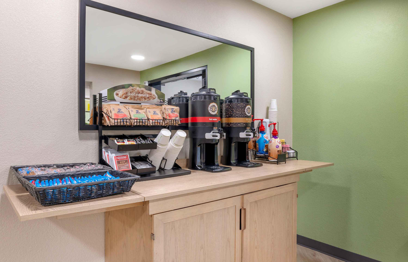 Food & Drinks 5, Extended Stay America - San Diego - Carlsbad Villa, San Diego