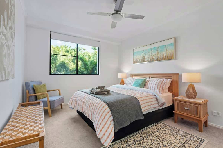 Others 2, New Farm Water Views! 2bed/2bath/1car, Newstead