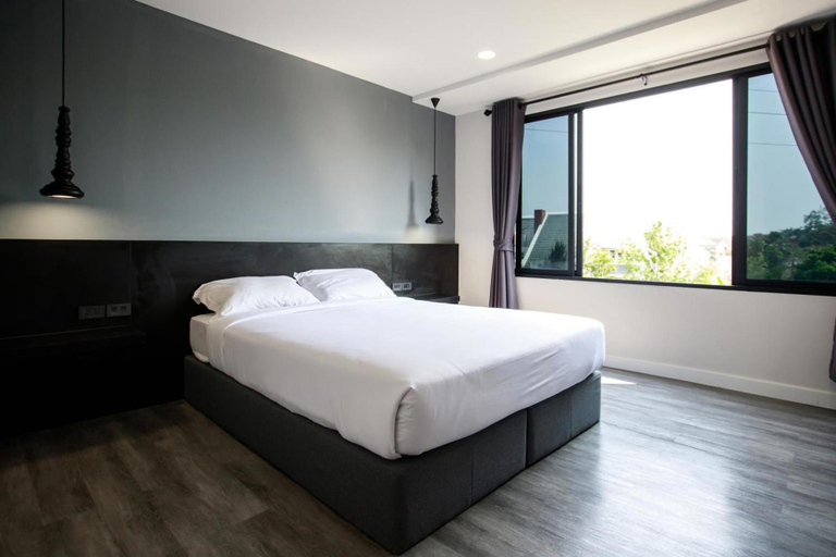 Bedroom 3, SR Grand Hotel, Muang Chiang Mai