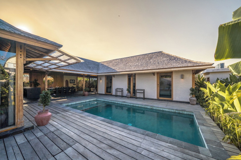 Others 3, Rahasia Rumah Kerang Uluwatu, Badung