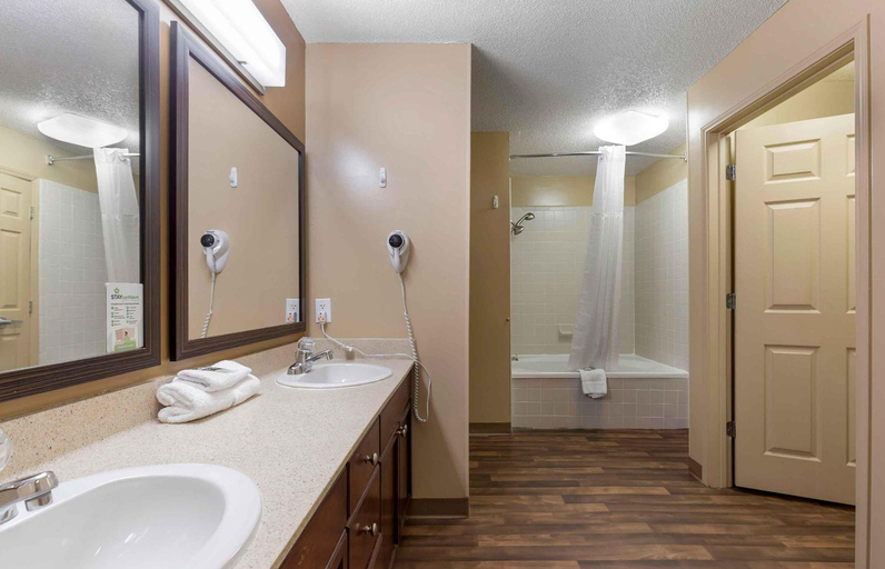 Bathroom, Extended Stay America Suites - Orlando - Southpark - Commodity Circle, Orange