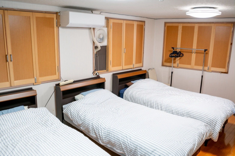 Bedroom 5, guest house aroma - Hostel, Ureshino