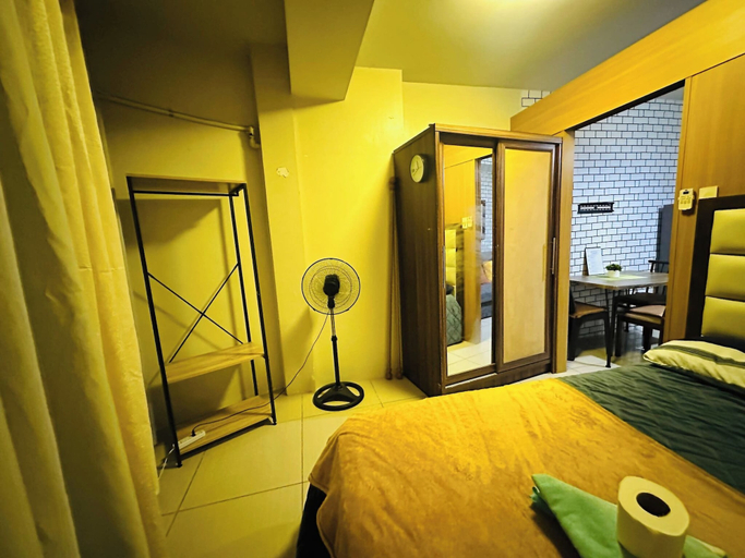 Others 5, Serene 1-bedroom Apartment With Shared Pool in Pasay, Pasay City