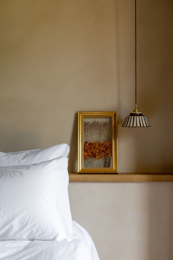 Others 3, AUBERGE DE MARIGNA, Jura