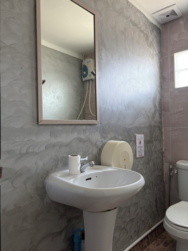 Others 5, SET INN Restaurant & Bar, Phuket Island