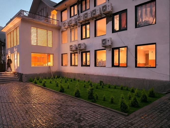 Others 3, The Countryside Resort Pahalgam, Anantnag