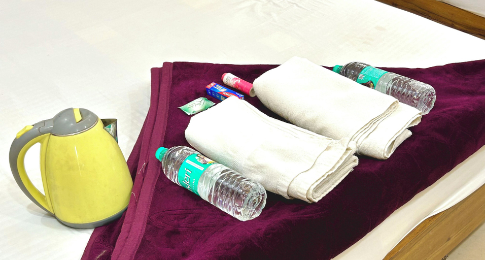Others 5, Madhav Guest House, Mathura