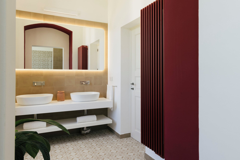Others 4, Villa Gloria, Lecce