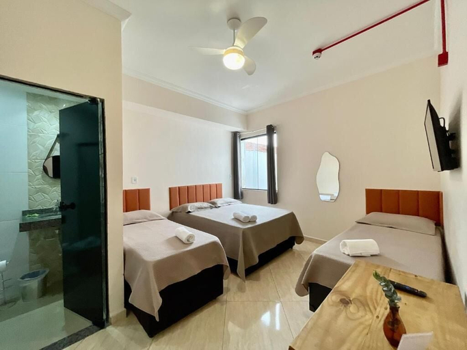Others 3, Hotel Carmelita, Aparecida