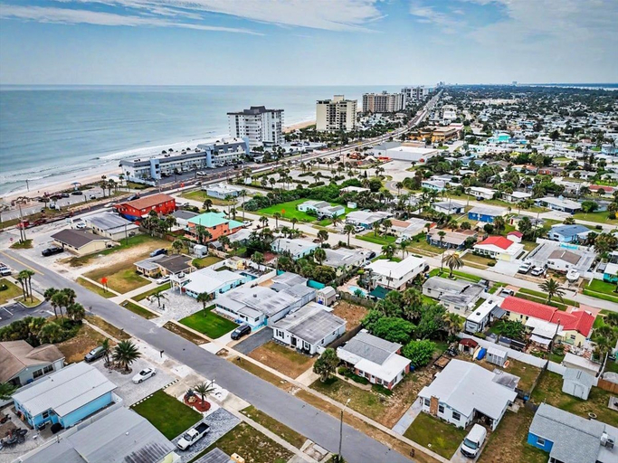 Others 5, Ormond Beach House Near the Shore, Volusia