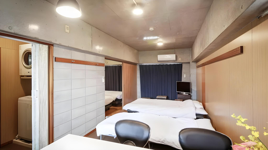 Bedroom 2, Nago Parkside Condominium TK Stay, Nago