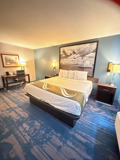 Bedroom 5, Northwood Inn Prairie Du Chien, Crawford