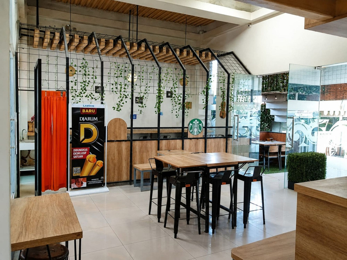 Others 2, Townhouse Oak Kiara Cozy Hostel, Bandung