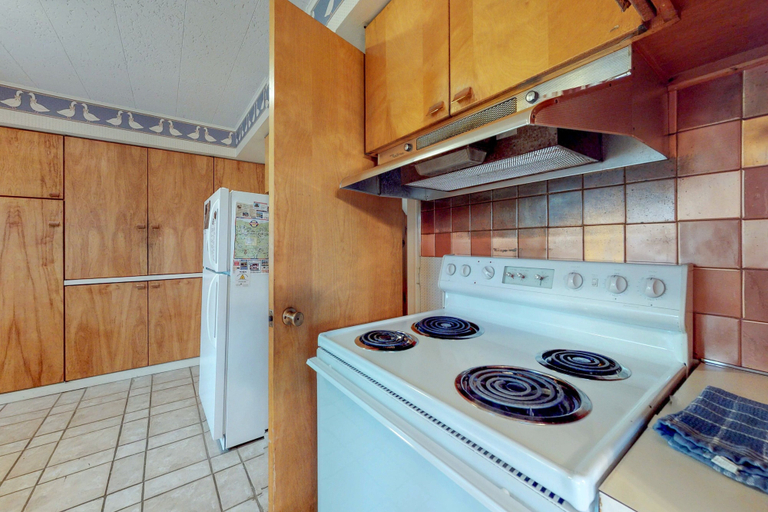 Others 5, Secluded Vacation Home With Lake & Mountain Views - Walk to Downtown, Larimer