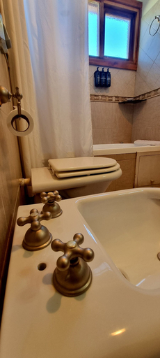 Bathroom 3, Cabañas Ayelen Andina, Futaleufú