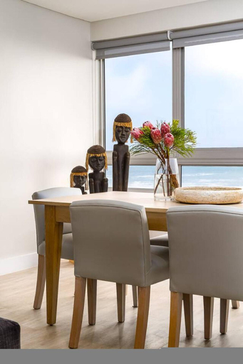 Others 4, Ocean Front Family Apartment with Sea Views, City of Cape Town