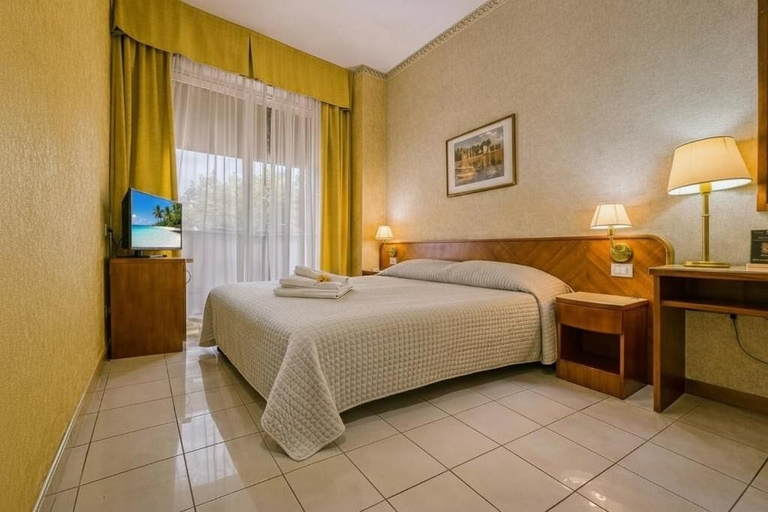 Bedroom 5, Hotel Remin Plaza, Rimini