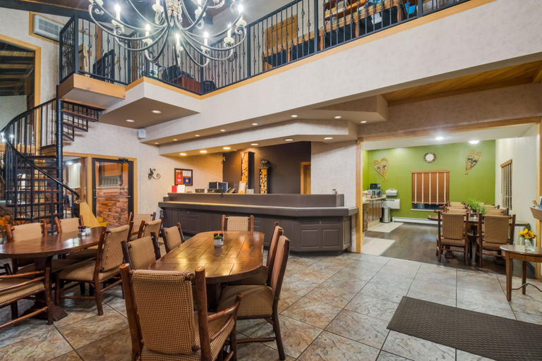 Public Area 3, The Inn at Tomichi Village, Gunnison