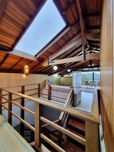 Others 4, Casa Lúpulo, Teresópolis