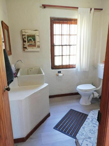 Others 5, Fairfield Cottages, Cape Winelands