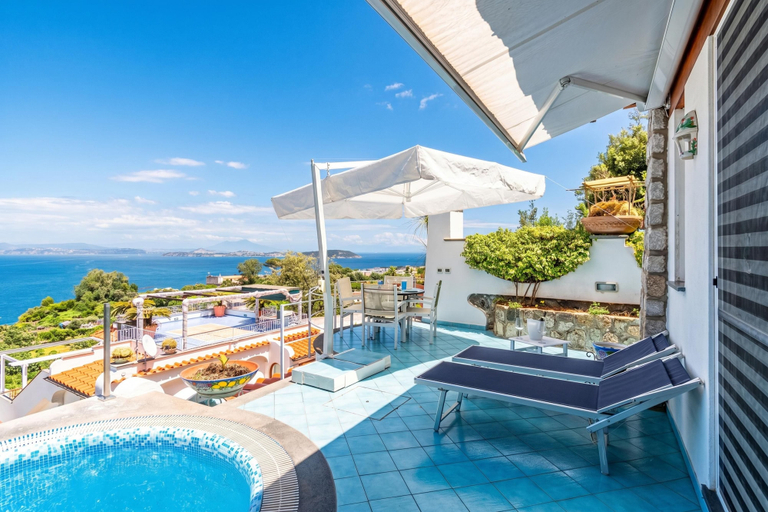 Sport & Beauty 1, Dependance Castiglione With Pool And View, Napoli