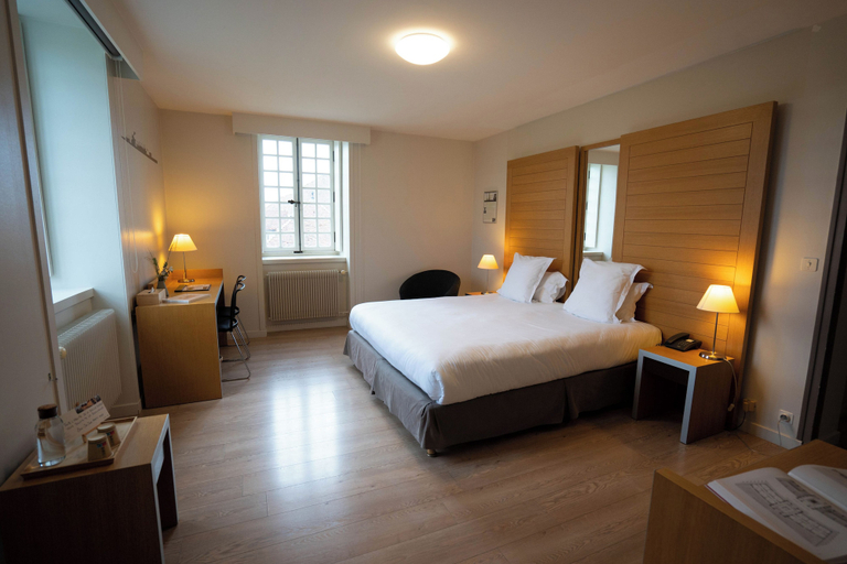 Others 1, HOTEL DE LA SALINE ROYALE, Doubs