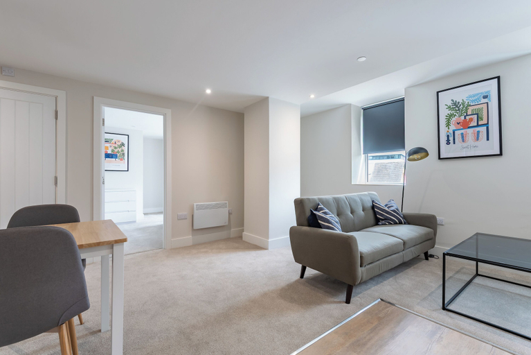 Others 5, 1Bedroom Apartment in Hull City Centre, Kingston upon Hull