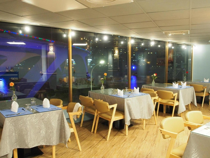 Food & Drinks, Bitan, New Taipei City