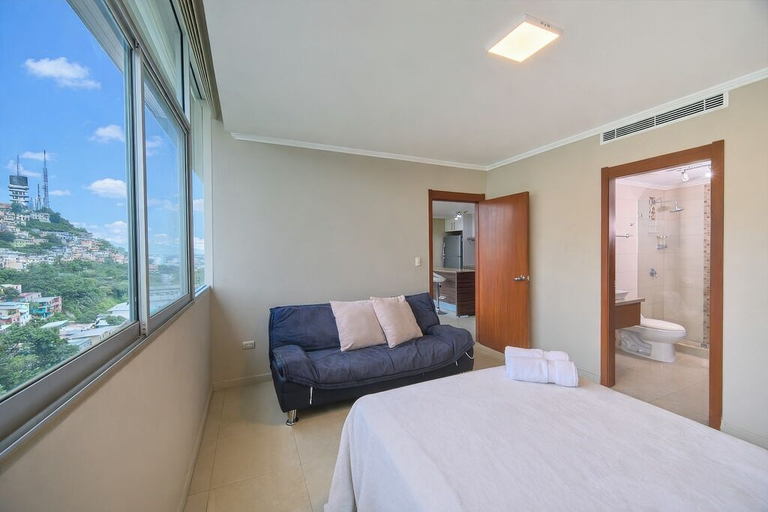 Others 4, Edificio River Front 1 by Host Ecuador, Guayaquil