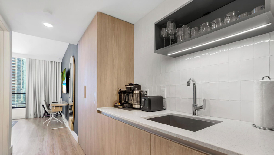 Others 4, Downtown Studio Near Kaseya - Pool & Gym, Miami-Dade