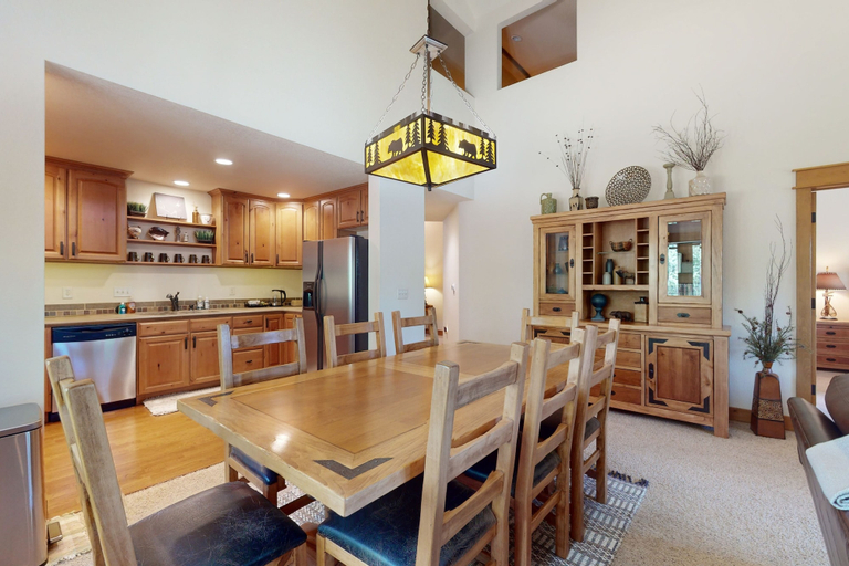 Others 4, Modern Home With Full Kitchen, Patio, Great Location-dogs Welcome, Larimer