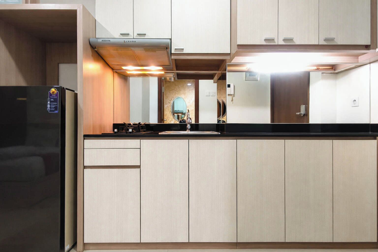 Others 2, 2 Pax Versatile Studio At Grand Sungkono Lagoon Apartment, Surabaya