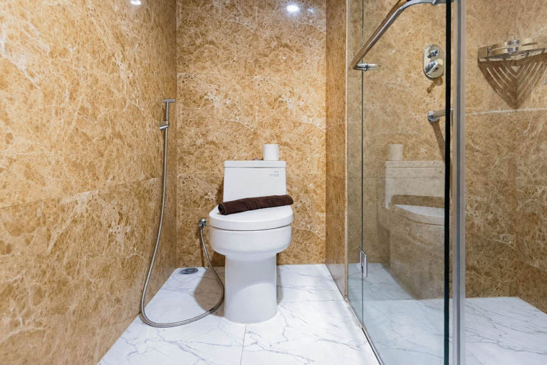 Others 3, 2 Pax Versatile Studio At Grand Sungkono Lagoon Apartment, Surabaya