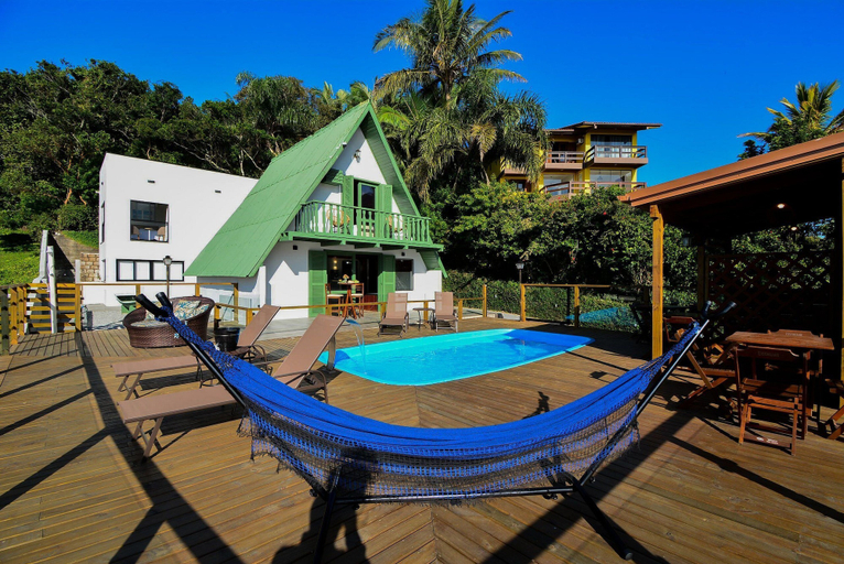 Others 4, Casa Exclusiva com Piscina e Vista Mar, Palhoça